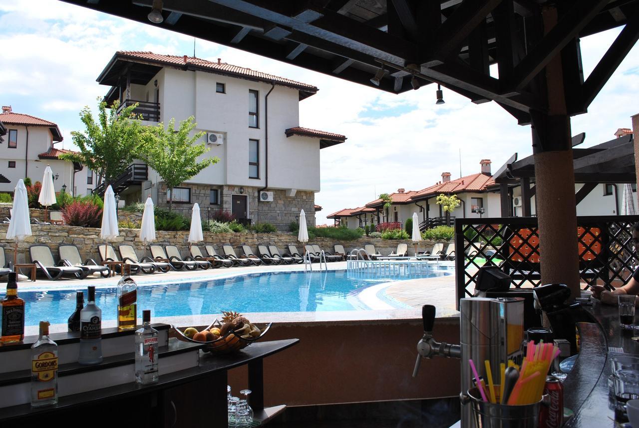 Bay View Villas - Luxury Villas & Apartments Kosharitsa ภายนอก รูปภาพ